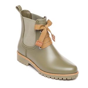 Bernardo Zina 2 Rain Boot NIB Green/Tan